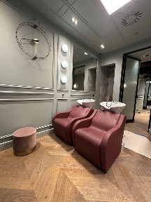 Stanowisko fryzjerskie /Salon Premium