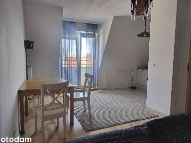 Dwupokojowe mieszkanie z balkonem w apartamentowcu z ochroną