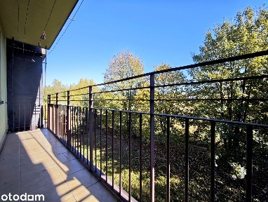 Skałka | 3 pokoje | Słoneczny balkon z widokiem na zieleń!