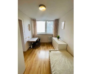 CENTRUM,ok.AQUA PARKU,3pok,49m2,ROZKŁADOWE,BALKON,MIEJSKIE MEDIA,PIWNI