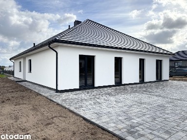 Komfortowy dom parterowy salon 42m2, 3 sypialnie, 108m2 + duży ogród