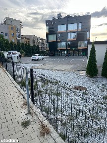 DO WYNAJĘCIA MIEJSCE POD FOODTRUCK / KONTENER USŁUGOWY RUCZAJ