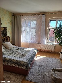 Przestronne mieszkanie w Kamiennej Górze w centrum