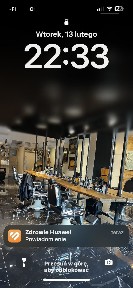 Wynajme miejsce na manicure i pedicure w salonie barberskim
