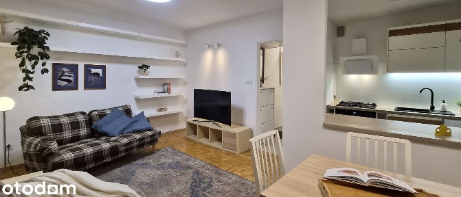 Ciche 2 pokoje po remoncie przy Polu Mokotowskim