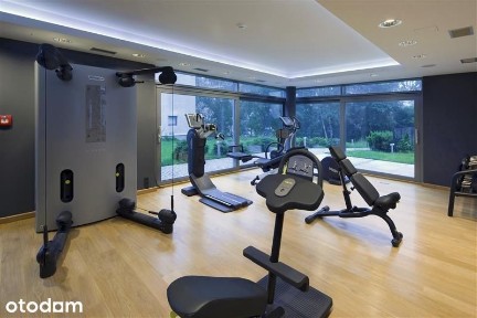 Urządzony lokal fitness z sauną suchą i mokrą