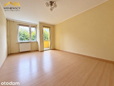 Trzypokojowe mieszkanie z balkonem przy ul. Sienkiewicza 57A