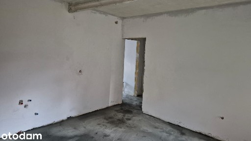 Sprzedam mieszkanie 3 pokoje parter centrum