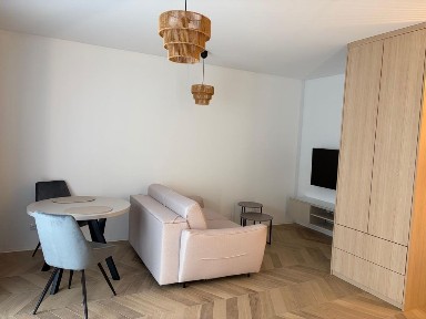 Nowe Mieszkanie 32 m² | Biała Kamienica | Balkon | Garaż | Centrum Łodzi