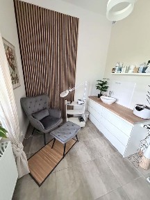 Do wynajecia gabinet do manicure/pedicure, masażu itp.