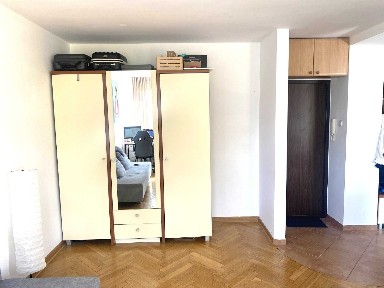 REZERWACJA - Ładna kawalerka z balkonem-Mokotów-Wierzbno-38m2