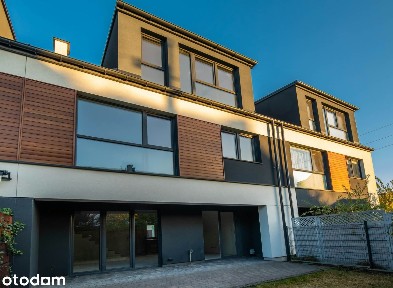 NA SPRZEDAŻ - przestronny segment | ok. 200 m² przestrzeni |