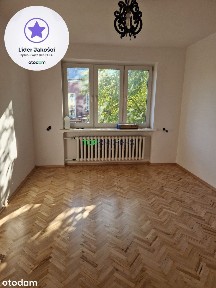 Wygodny dom w trakcie remontu, hostel/firma