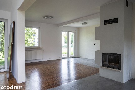 Dom wolnostojący z garażem w Łodzi - Nowosolna