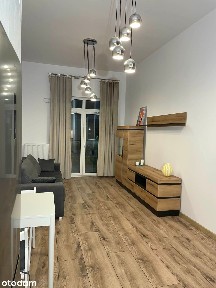 2-pokojowe mieszkanie na Pradze-Południe + miejsce postojowe i ogródek