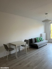 Mieszkanie 2-pokojowe z balkonem w spokojnej okolicy we Wrocławiu