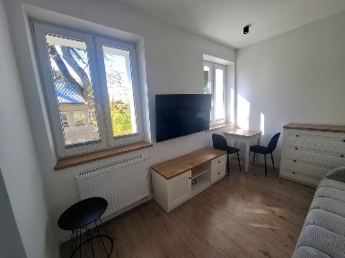 Kawalerka 23m2, generalny remont, 1 piętro, komórka 9m2, Łódź Stoki