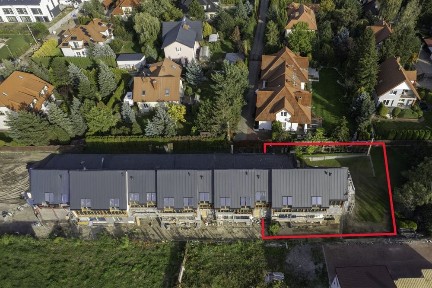 Segment z ogródkiem 280 m2 skrajny, Ursynów, 6 pokoi, 165 m2