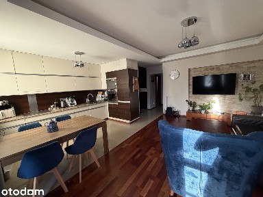 Mieszkanie 3 pokoje, garaż, balkon, klimatyzacja - Włodarzewska