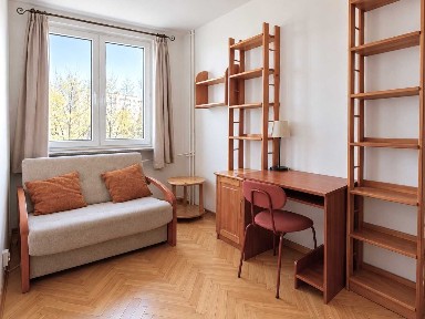 *W pełni rozkładowe 3 pokoje naprzeciwko PL, pet-friendly - ul. Nowomiejska 1. BRAK PROWIZJI