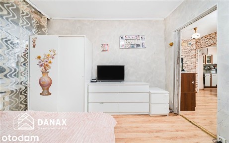 3 pokoje z os. kuchnią 53 m2 z widokiem na zieleń