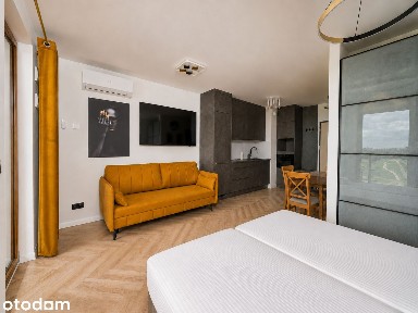 29 m² | 10. piętro | widok na Tor Służewiec | balkon | klimatyzacja