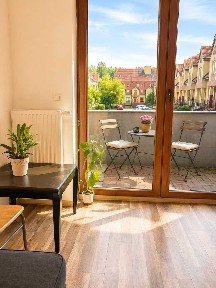Przytulna kawalerka na Oruni Górnej z balkonem w spokojnej okolicy