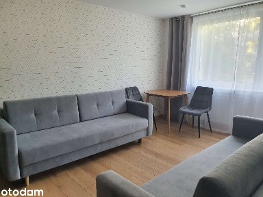Przytulna kawalerka z pełnym wyposażeniem