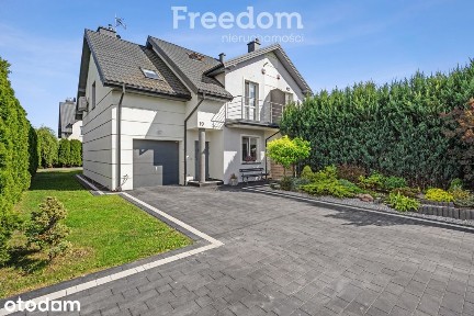 Zadbany bliźniak 157 m² z pięknym ogrodem i klimat