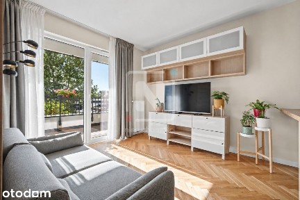 Balkon 19 m² w koronach drzew •Gotowe do wejścia
