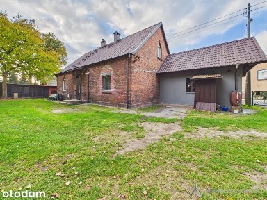 Dom 70 m2 Łozina ze strychem do adaptacji
