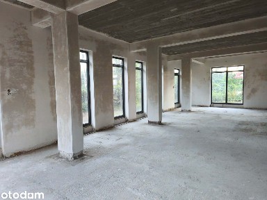 Lokal usługowo-handlowy 160 m² na wynajem