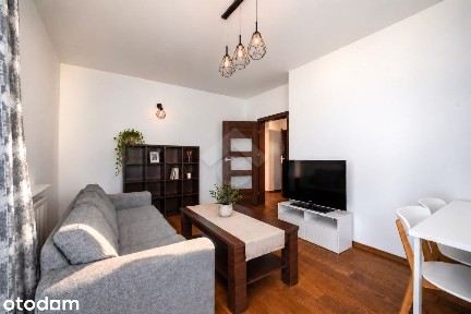 | ul. Przewóz | 3 pokoje | 58,4 m² | osobna kuchnia |