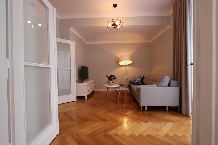 Mieszkanie do wynajęcia. Warszawa Śródmieście. 45m2. 2 pokoje + kuchnia + garderoba