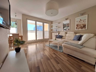 Na wynajem 3-pokojowe mieszkanie [60m2]+loggia+opcja miejsce park.
