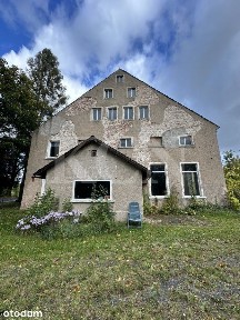 Mirsk dom z historią sportową w tle