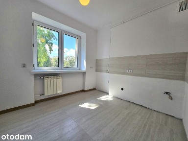 Po kapitalnym remoncie, zieleń za oknem