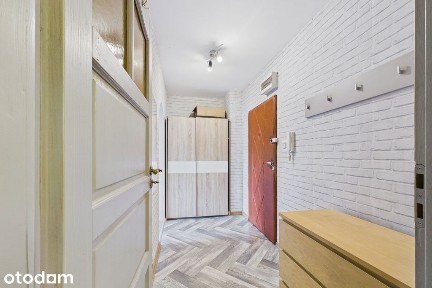 Przytulna kawalerka z balkonem