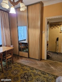 Urocze mieszkanie w kamienicy, cisza i zieleń