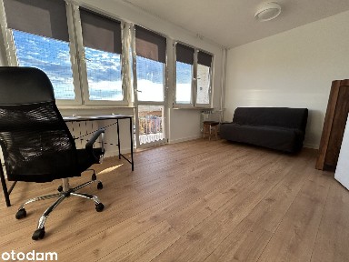 3-pokojowe mieszkanie, oddzielna kuchnia, balkon i komórka lokatorska