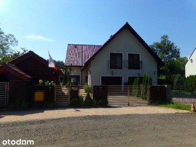 Udział 1/2 - dom o pow. 148,8 m2 + garaż 26,5 m2