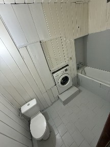 Okazja ! 2 pokoje w centrum blisko Manufaktury, kuchnia, łazienka, 2 pietro.
