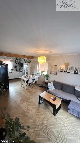 Kameralny domek w otulinie lasów.