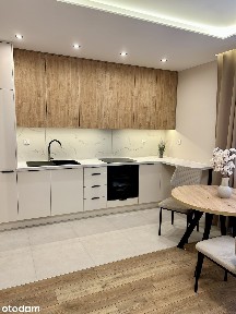 2 pokoje + salon z kuchnią I PO GENERALNYM REMONCIE I Os. XV-lecia