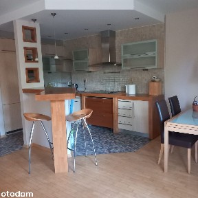 Wola, ul. Szlenkierów, 3-pokoje, 96 m2, II piętro.
