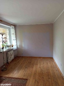 CHORZEŃ; Mieszkanie 2-pokojowe z balkonem na wysokim parterze