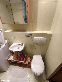 Dwa pokoje / niski czynsz / balkon