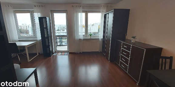 Kawalerka przy stacji metra Natolin, 30m2, balkon