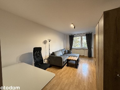Mieszkanie 2-pokojowe z balkonem i oddzielną kuchnią przy ul. Rydlówka
