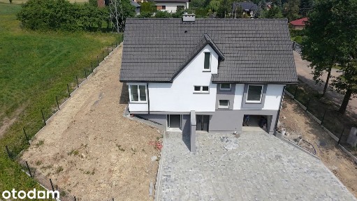Nowy dom w Kozach 211m2